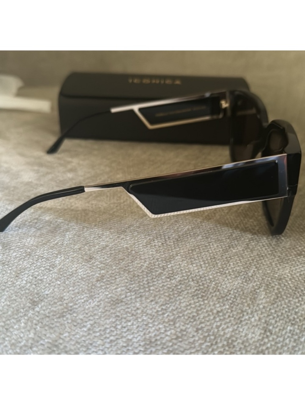 NWOT Diff Isabella Polarized Women’s Black Square Frame Sunglasses - Picture 6 of 7